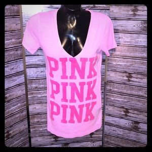 🌴VICTORIA SECRET PINK•XS•VNECK•SHORT-SLEEVE TEE